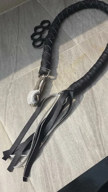 Onyx Atelier Co. product in use
